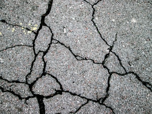 Driveway Crack Filling in Broken Arrow